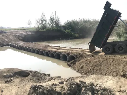 Stilling basin and pipes of the surface-water channel