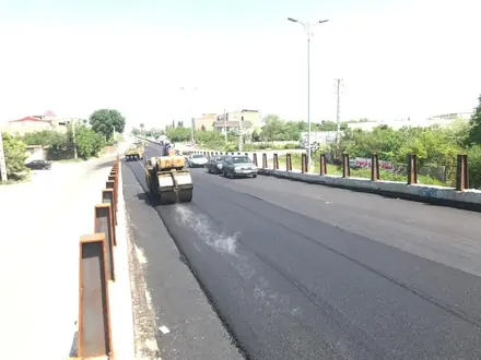 Asphalt overlay on an urban boulevard